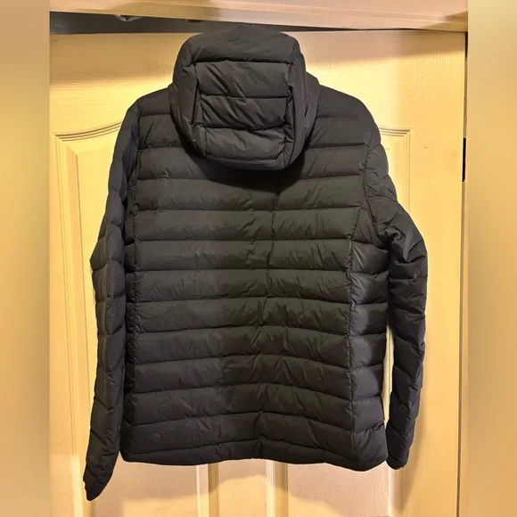 lululemon athletica Black Puffer Jacket NWT - Picture 8 of 10